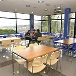 Bilbao Hostel Hostal *