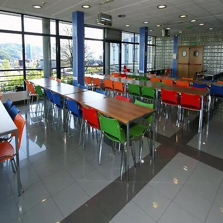 Bilbao Hostel בילבאו