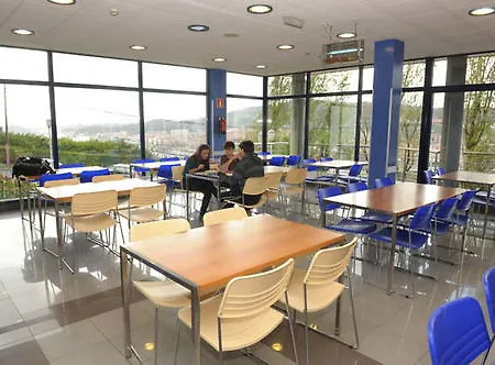 Bilbao Hostel Hostel *