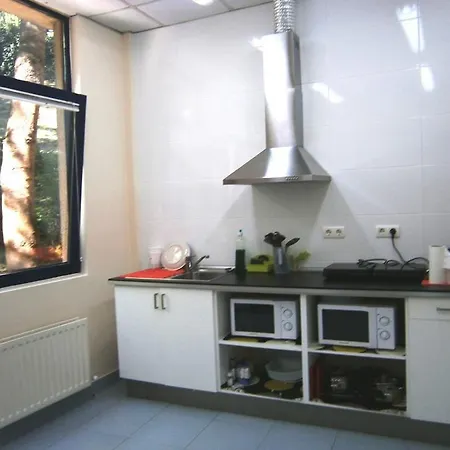 אכסניה Bilbao Hostel *