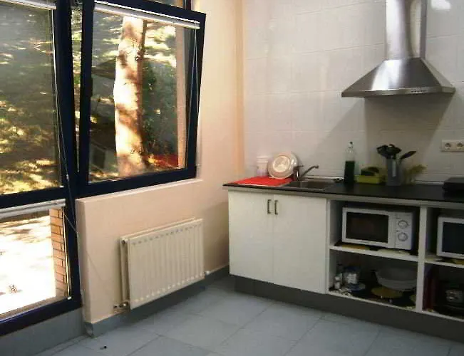 Albergue Bilbao Hostel *