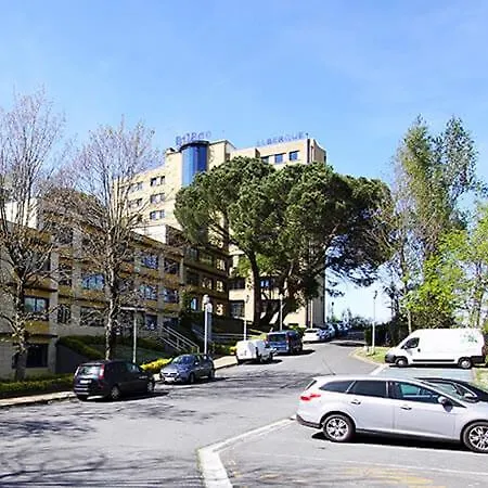 אכסניה Bilbao Hostel *